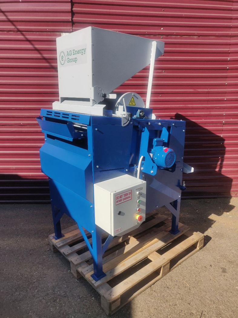 Máquina de limpeza de cereais UKS 0,6