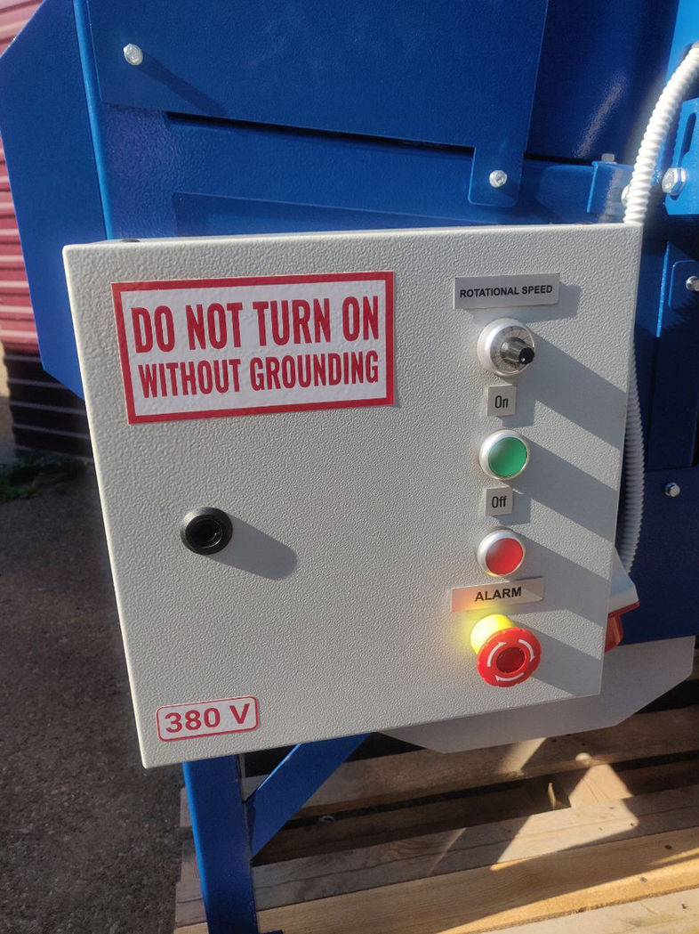 Máquina de limpeza de cereais UKS 0,6