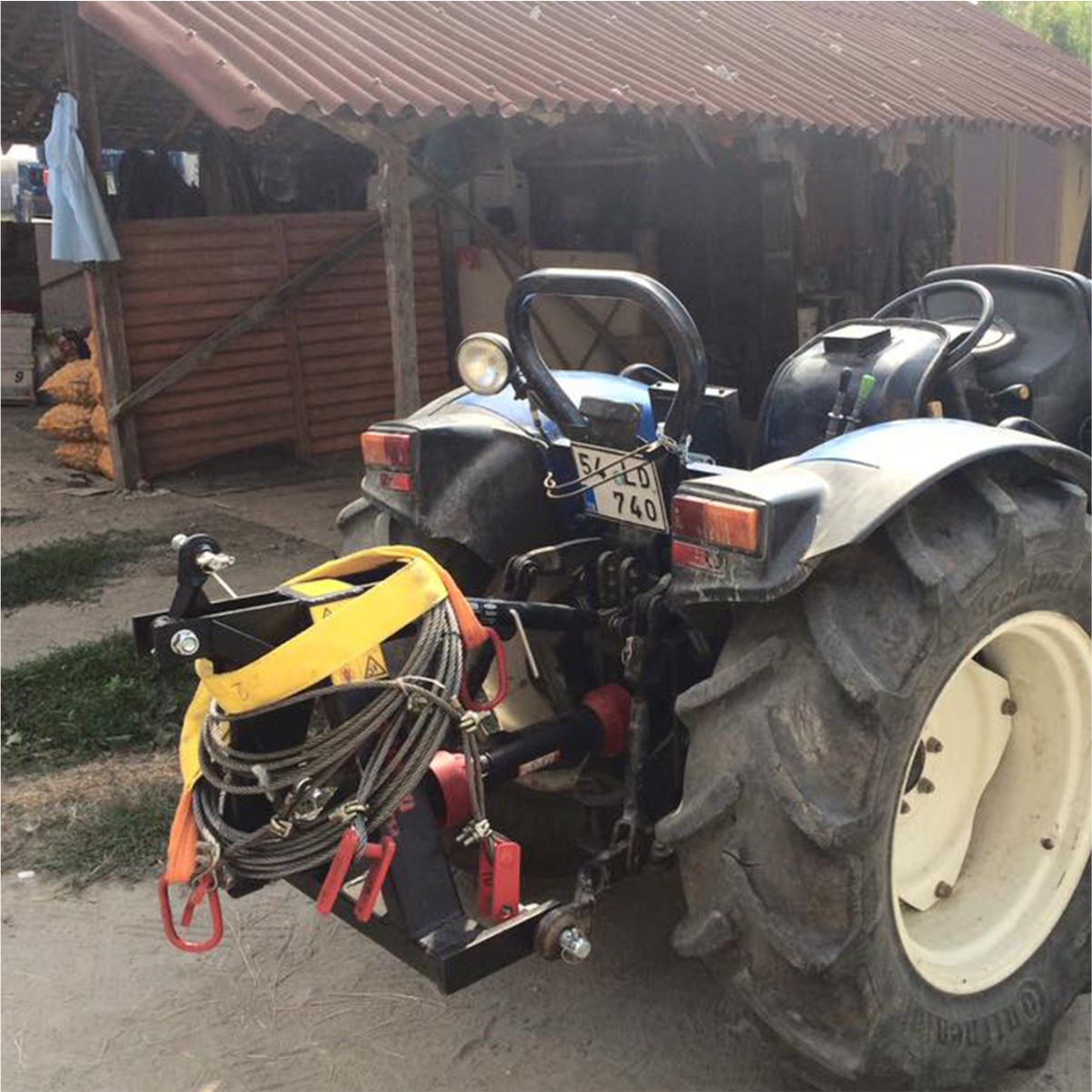 Vibrador de árvores HM600